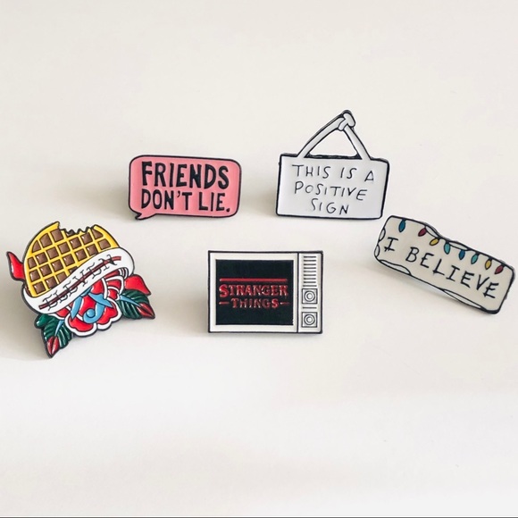 Jewelry - Stranger Things 5 Piece Brooch / Pin Set